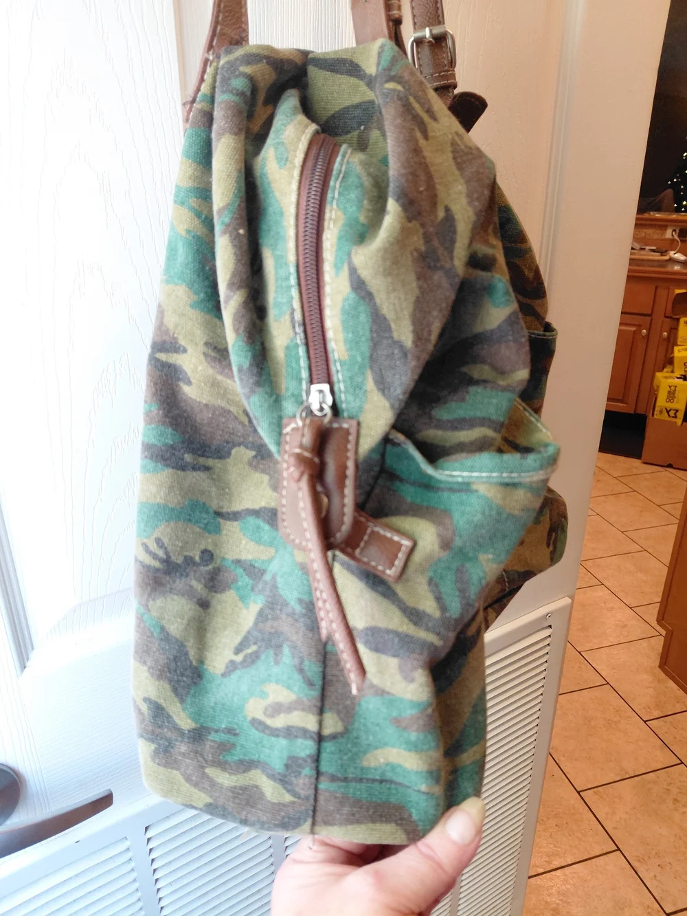 UNIONBAY men’s shoulder
